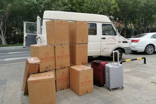 波莲镇行李托运公司